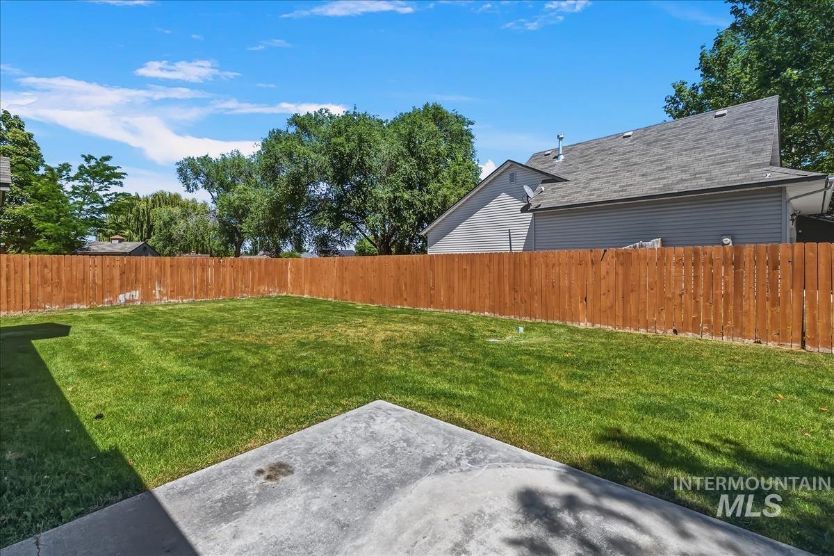 3184 S Avondale, Nampa, Idaho 83686, 3 Bedrooms, 2 Bathrooms, Residential For Sale, Price $360,000, 98990745
