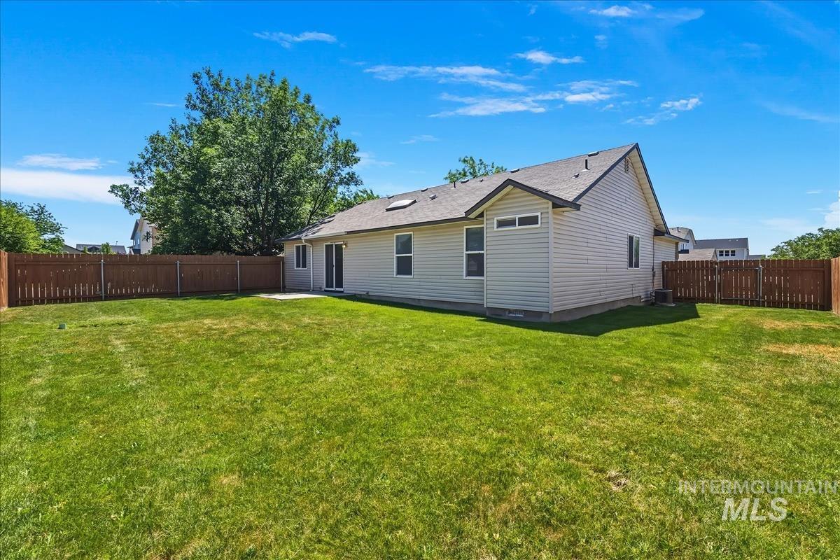 3184 S Avondale, Nampa, Idaho 83686, 3 Bedrooms, 2 Bathrooms, Residential For Sale, Price $360,000, 98990745
