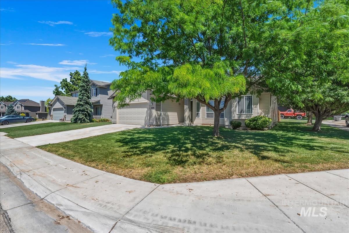 3184 S Avondale, Nampa, Idaho 83686, 3 Bedrooms, 2 Bathrooms, Residential For Sale, Price $360,000, 98990745