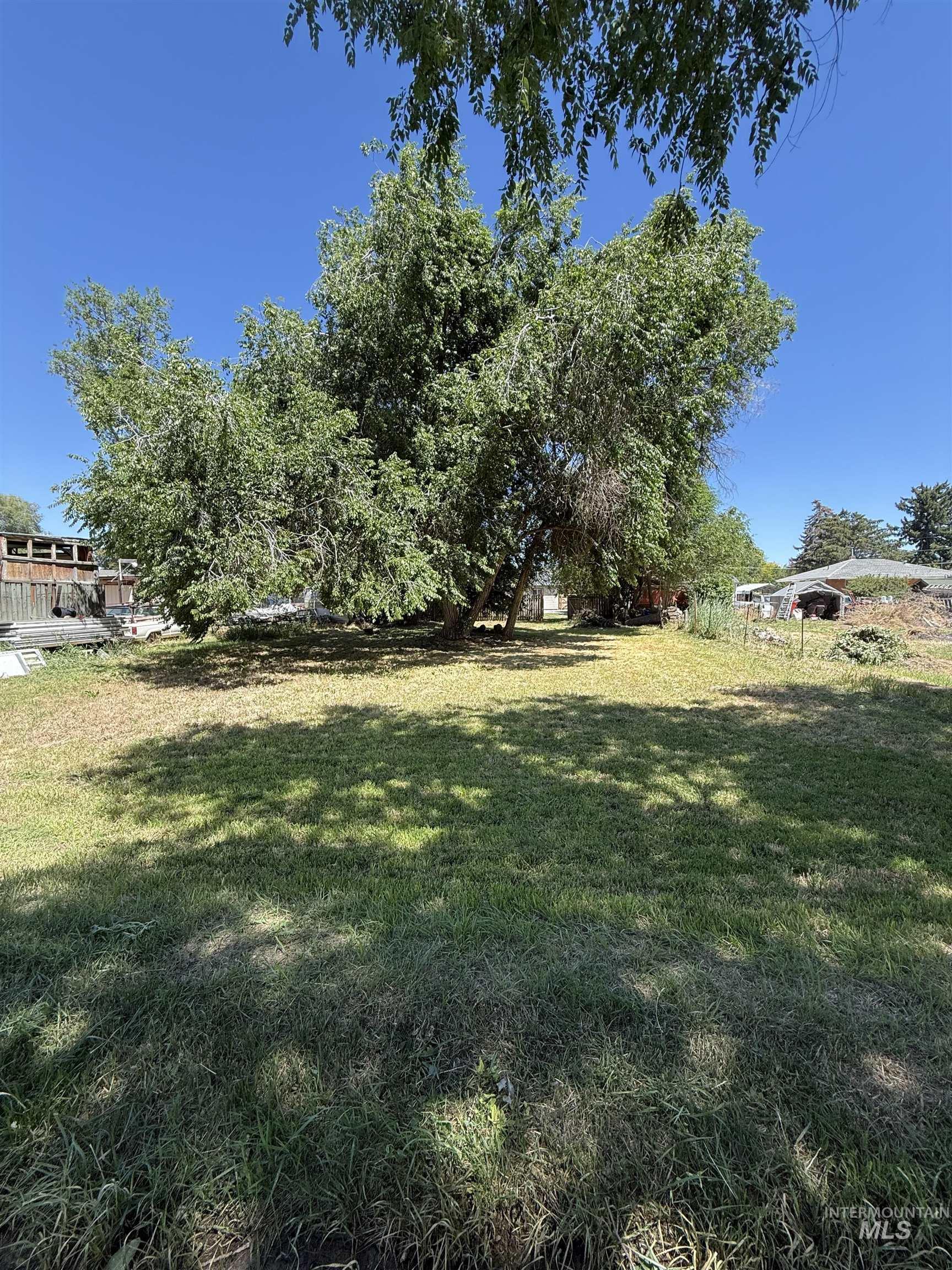 553 N Sparks St, Twin Falls, Idaho 83301, 2 Bedrooms, 1 Bathroom, Residential For Sale, Price $265,000, 98990746