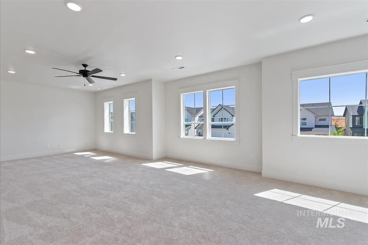 4693 N Alameda Creek Ave, Meridian, Idaho 83646, 4 Bedrooms, 3.5 Bathrooms, Residential For Sale, Price $749,900,MLS 98990749