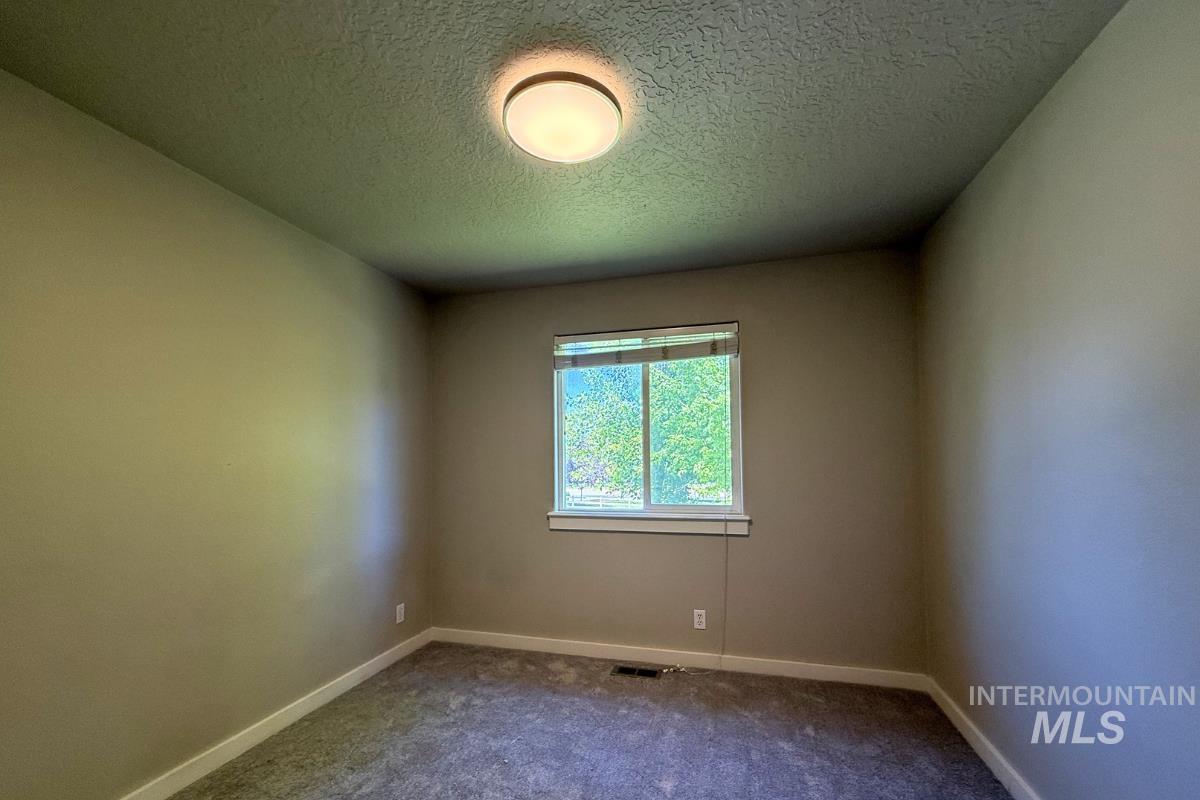 10122 W Shelborne Drive, Boise, Idaho 83709, 4 Bedrooms, 2.5 Bathrooms, Residential For Sale, Price $475,000, 98990752