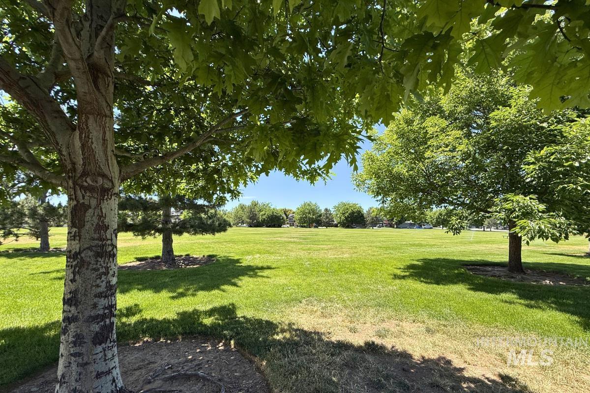 10122 W Shelborne Drive, Boise, Idaho 83709, 4 Bedrooms, 2.5 Bathrooms, Residential For Sale, Price $475,000, 98990752
