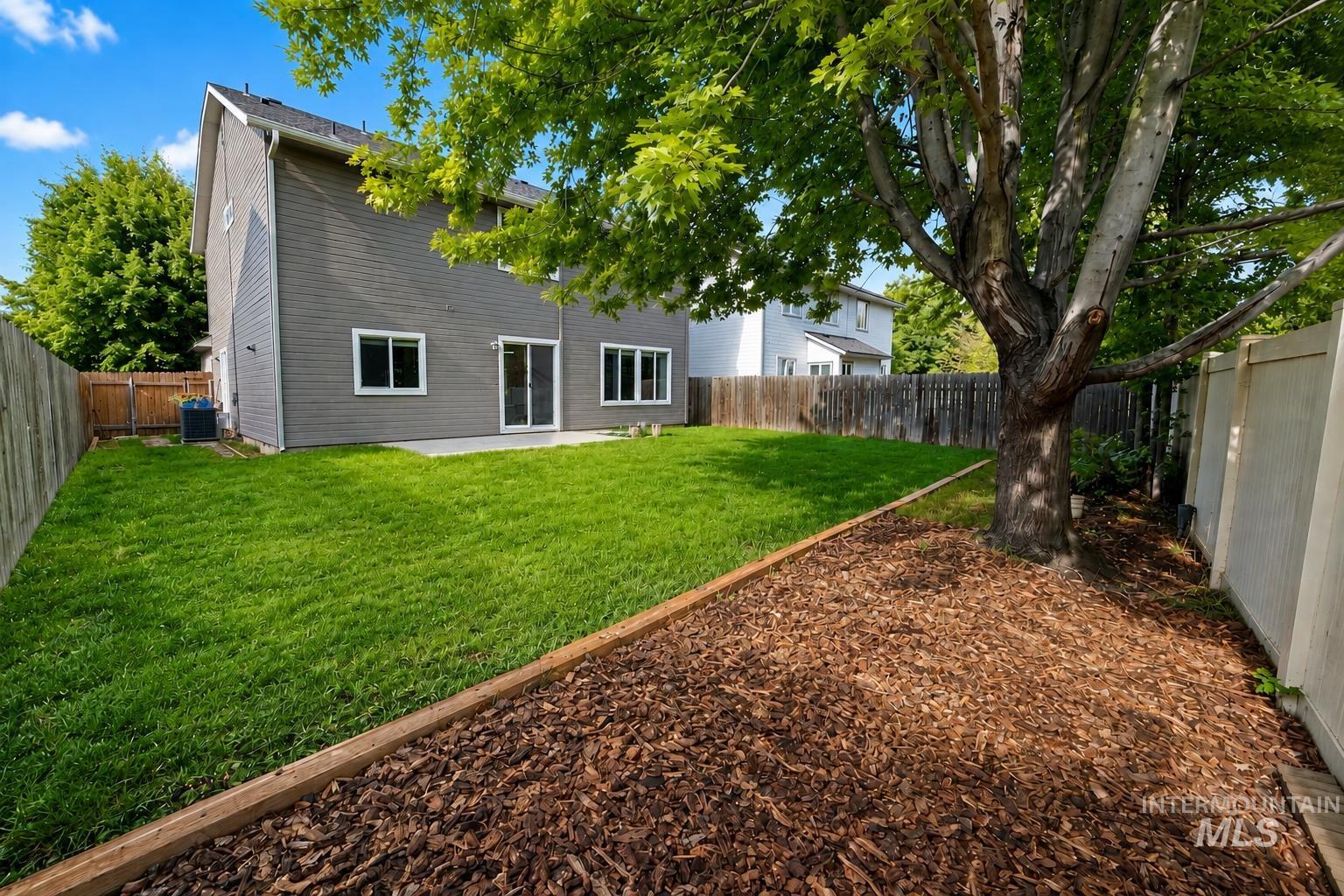 10122 W Shelborne Drive, Boise, Idaho 83709, 4 Bedrooms, 2.5 Bathrooms, Residential For Sale, Price $489,000,MLS 98990752