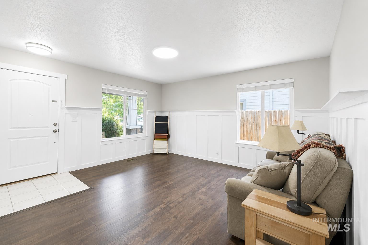 10122 W Shelborne Drive, Boise, Idaho 83709, 4 Bedrooms, 2.5 Bathrooms, Residential For Sale, Price $489,000,MLS 98990752