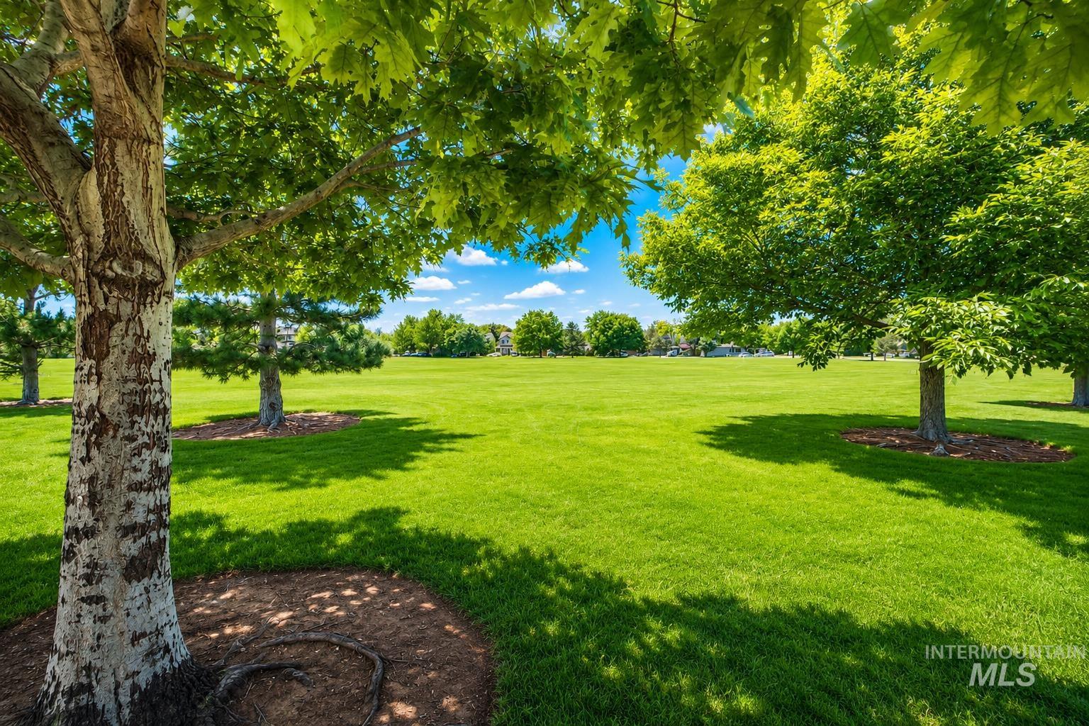 10122 W Shelborne Drive, Boise, Idaho 83709, 4 Bedrooms, 2.5 Bathrooms, Residential For Sale, Price $489,000,MLS 98990752
