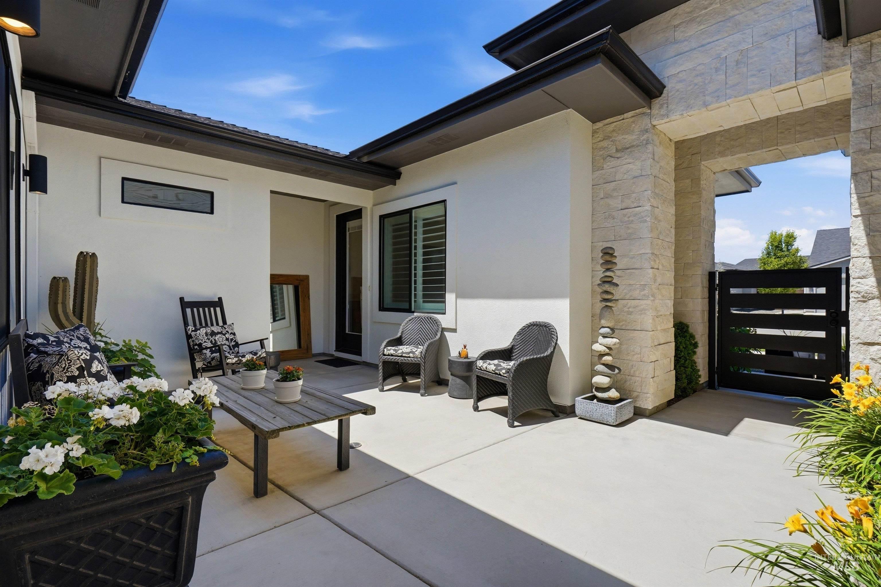 10535 W Lothbury Drive, Star, Idaho 83669, 4 Bedrooms, 3.5 Bathrooms, Residential For Sale, Price $920,000, 98990753