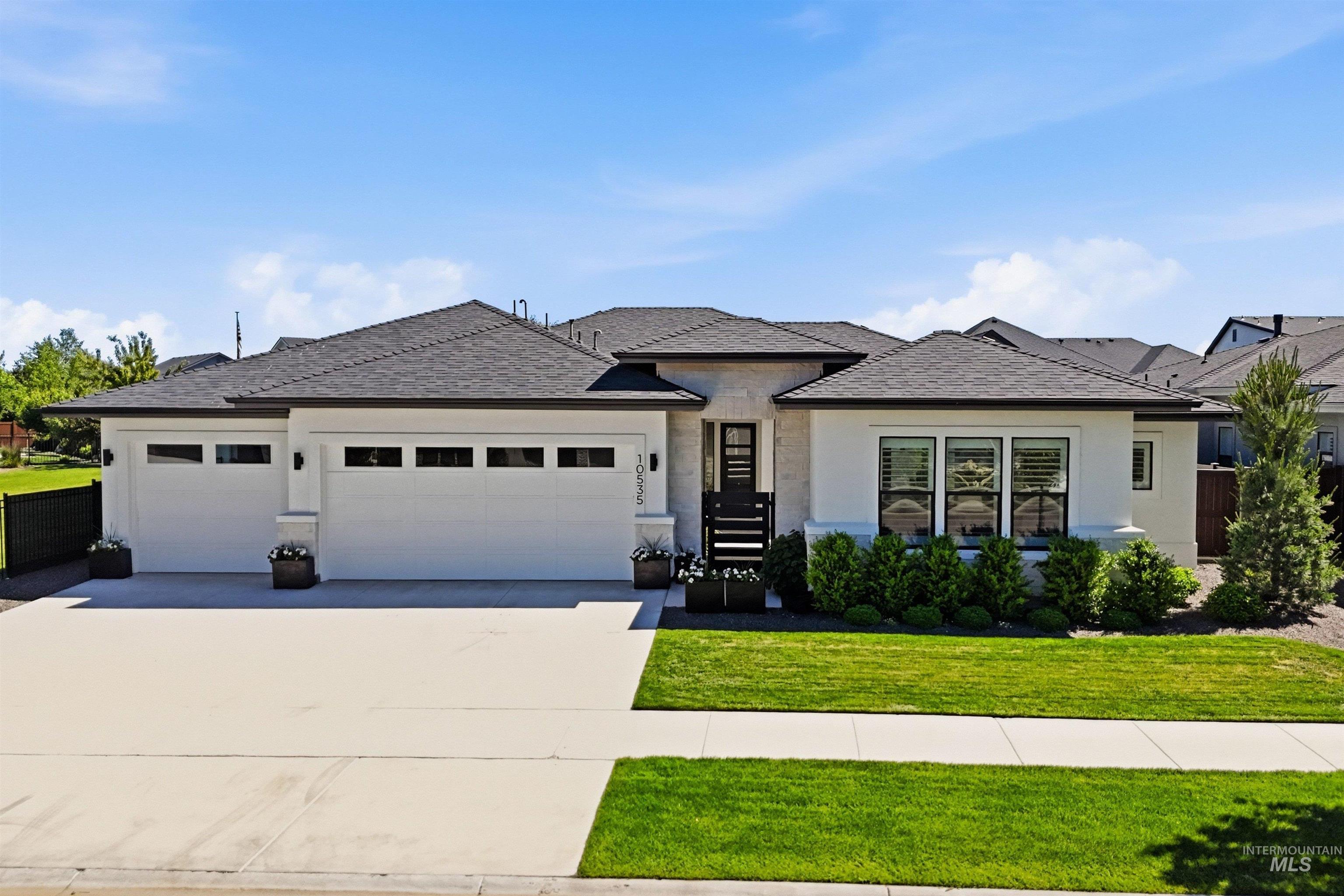 10535 W Lothbury Drive, Star, Idaho 83669, 4 Bedrooms, 3.5 Bathrooms, Residential For Sale, Price $920,000, 98990753