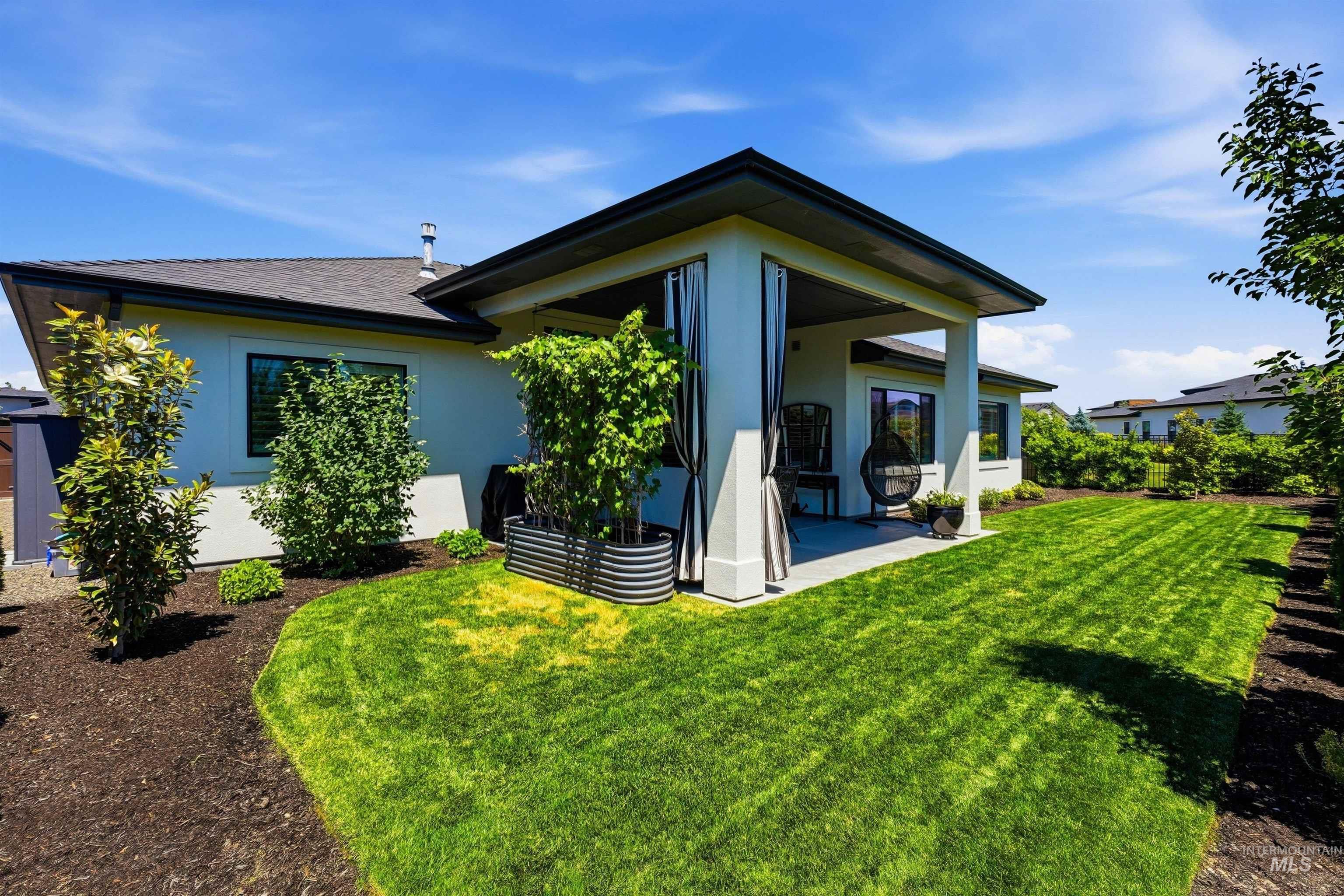 10535 W Lothbury Drive, Star, Idaho 83669, 4 Bedrooms, 3.5 Bathrooms, Residential For Sale, Price $920,000, 98990753