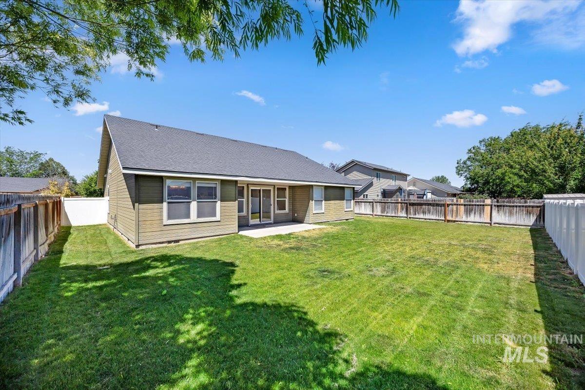 316 Jeannie Way, Twin Falls, Idaho 83301, 3 Bedrooms, 2.5 Bathrooms, Residential For Sale, Price $389,900,MLS 98990754