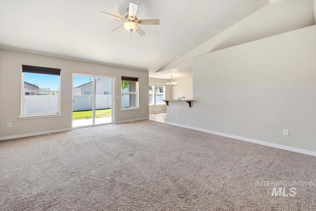 316 Jeannie Way, Twin Falls, Idaho 83301, 3 Bedrooms, 2.5 Bathrooms, Residential For Sale, Price $389,900,MLS 98990754