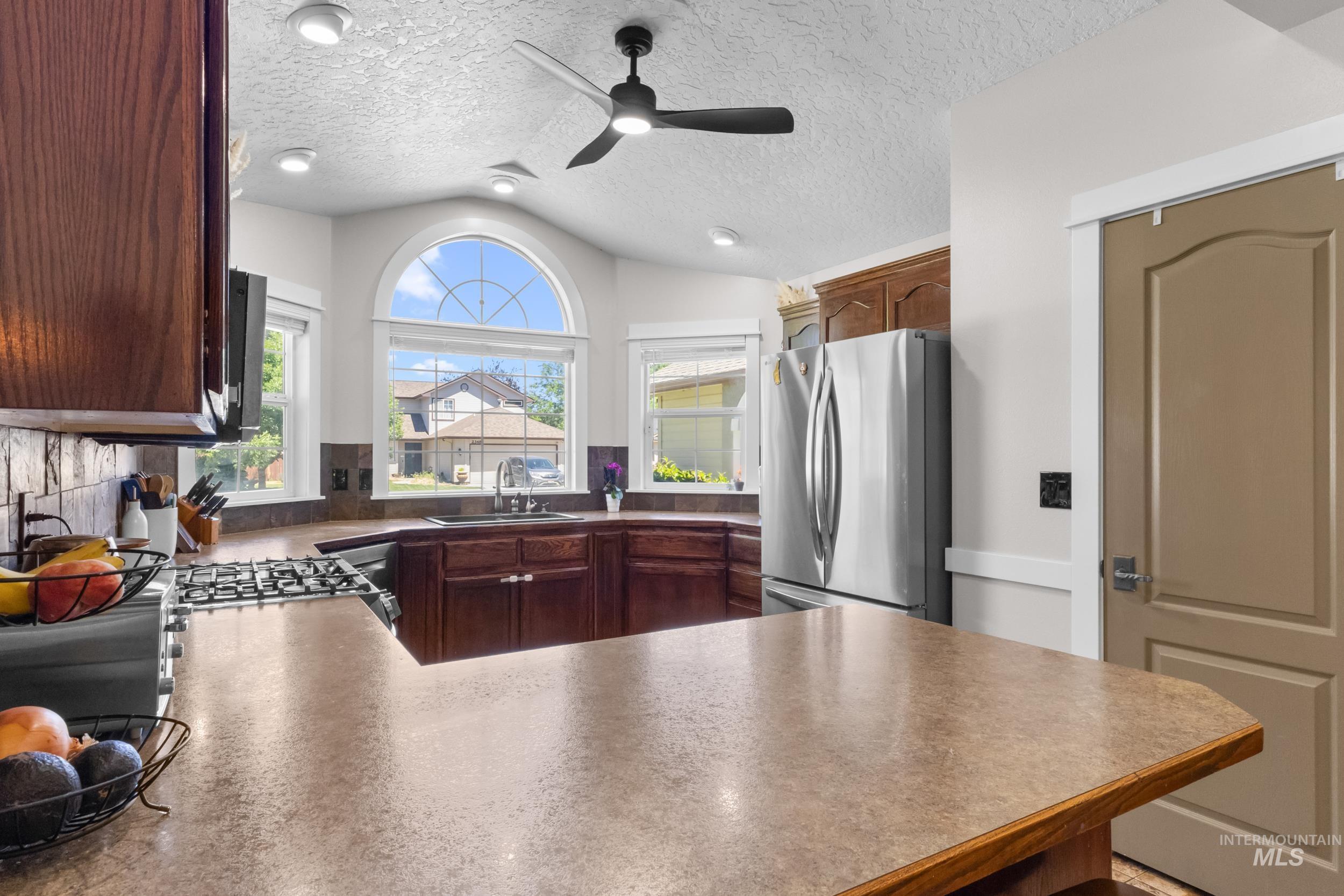 2345 E Clarene St, Meridian, Idaho 83646, 3 Bedrooms, 2 Bathrooms, Residential For Sale, Price $449,000, 98990755