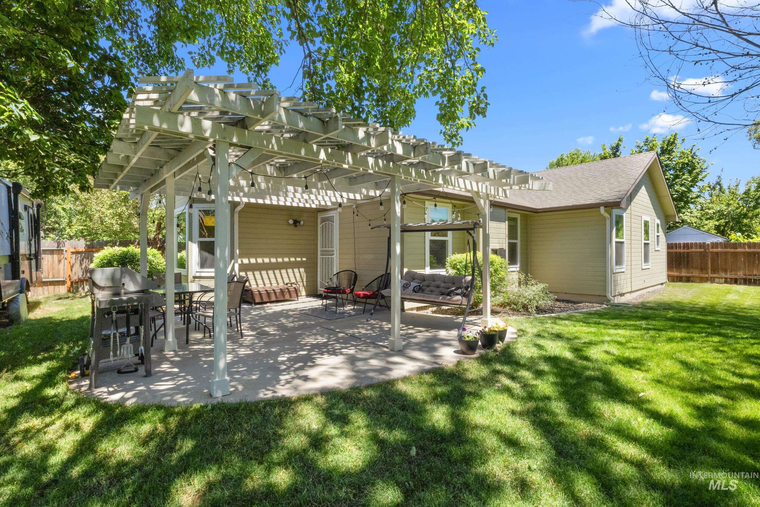 2345 E Clarene St, Meridian, Idaho 83646, 3 Bedrooms, 2 Bathrooms, Residential For Sale, Price $449,000, 98990755