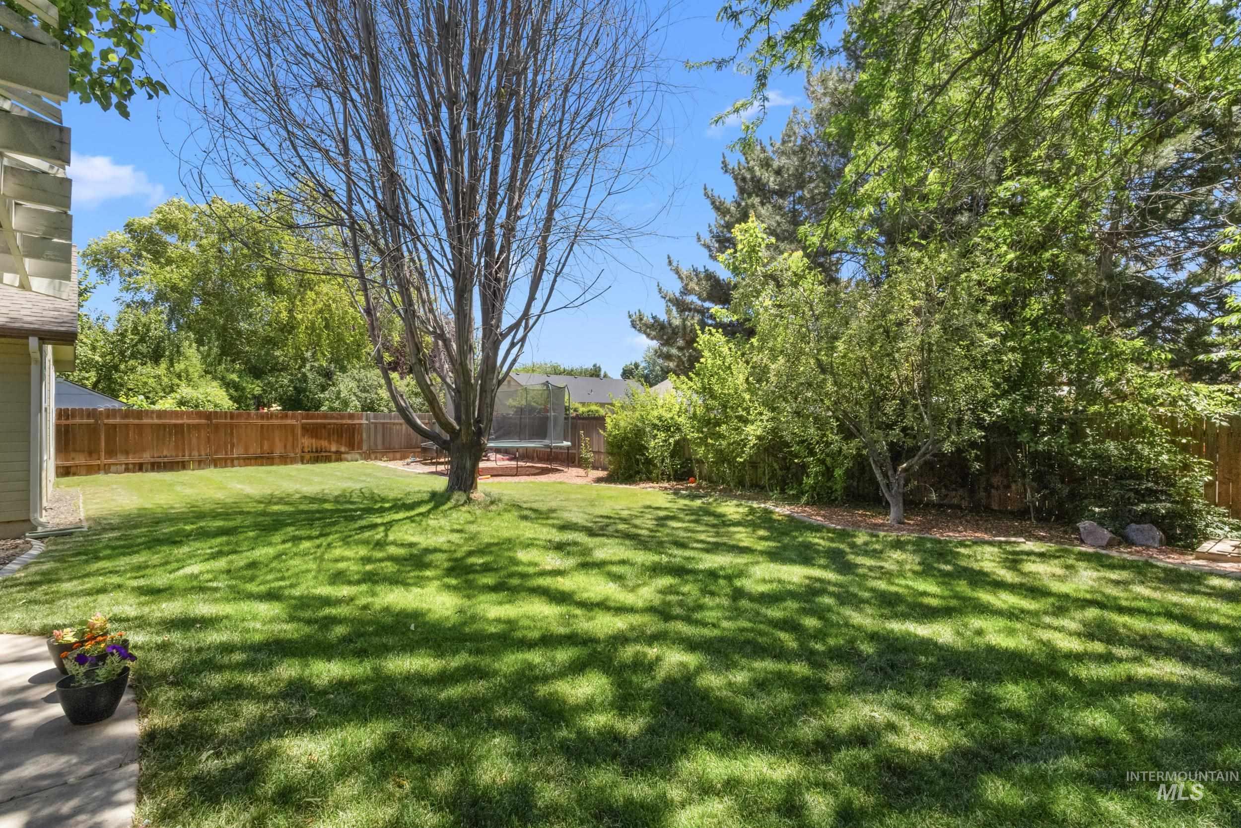 2345 E Clarene St, Meridian, Idaho 83646, 3 Bedrooms, 2 Bathrooms, Residential For Sale, Price $449,000, 98990755
