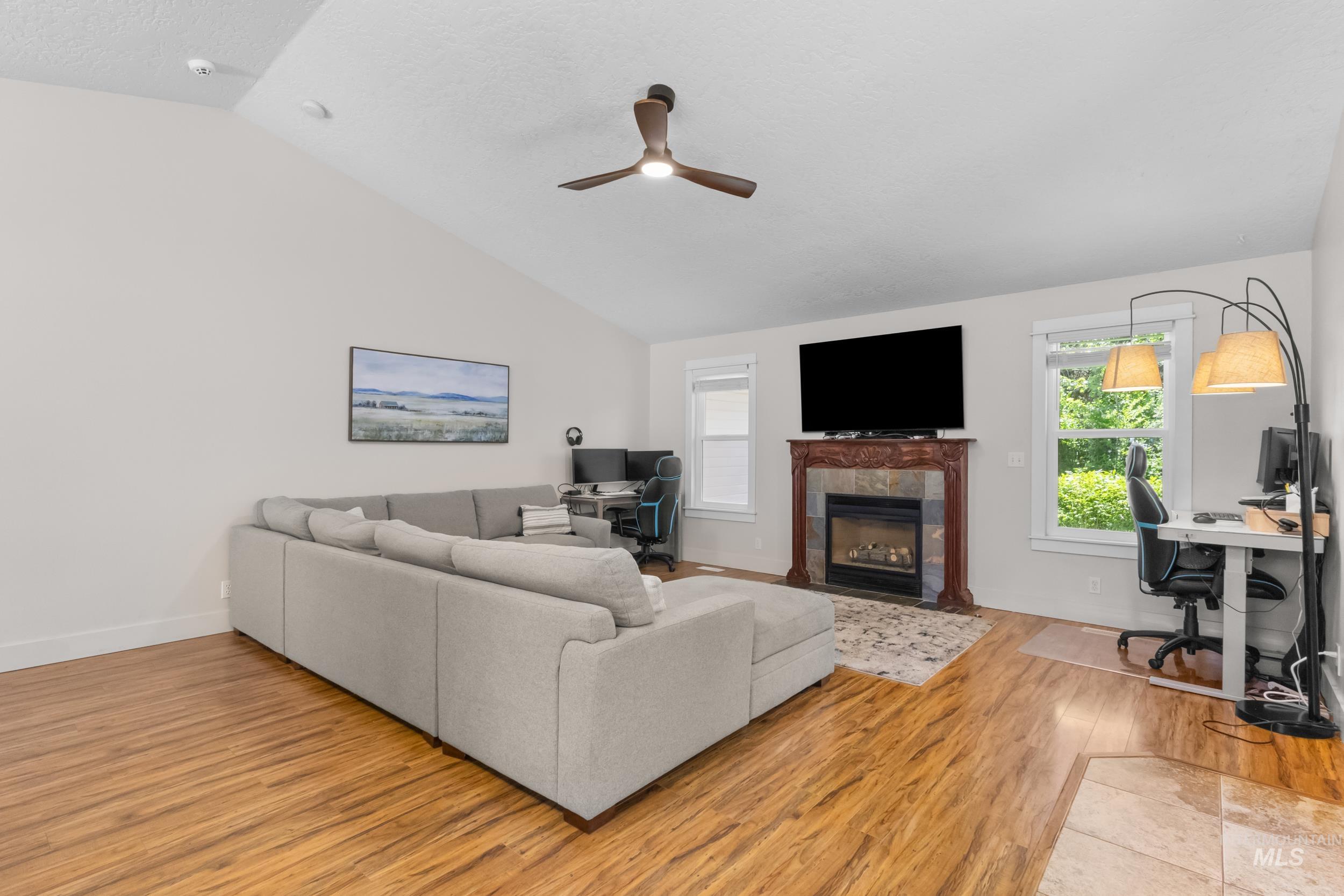 2345 E Clarene St, Meridian, Idaho 83646, 3 Bedrooms, 2 Bathrooms, Residential For Sale, Price $449,000, 98990755