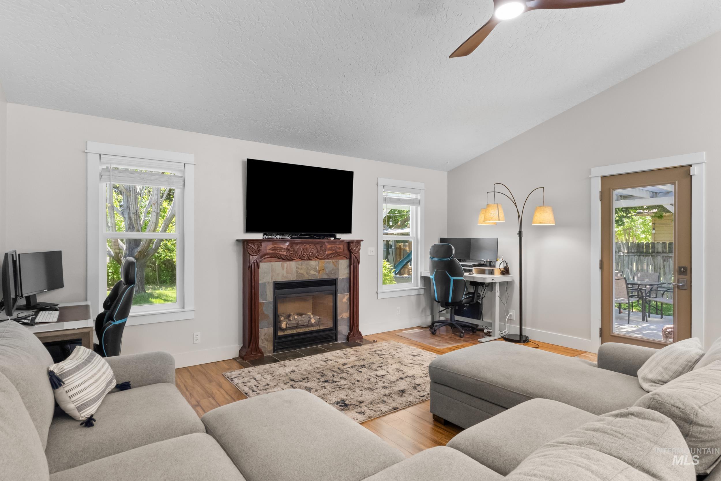 2345 E Clarene St, Meridian, Idaho 83646, 3 Bedrooms, 2 Bathrooms, Residential For Sale, Price $449,000, 98990755