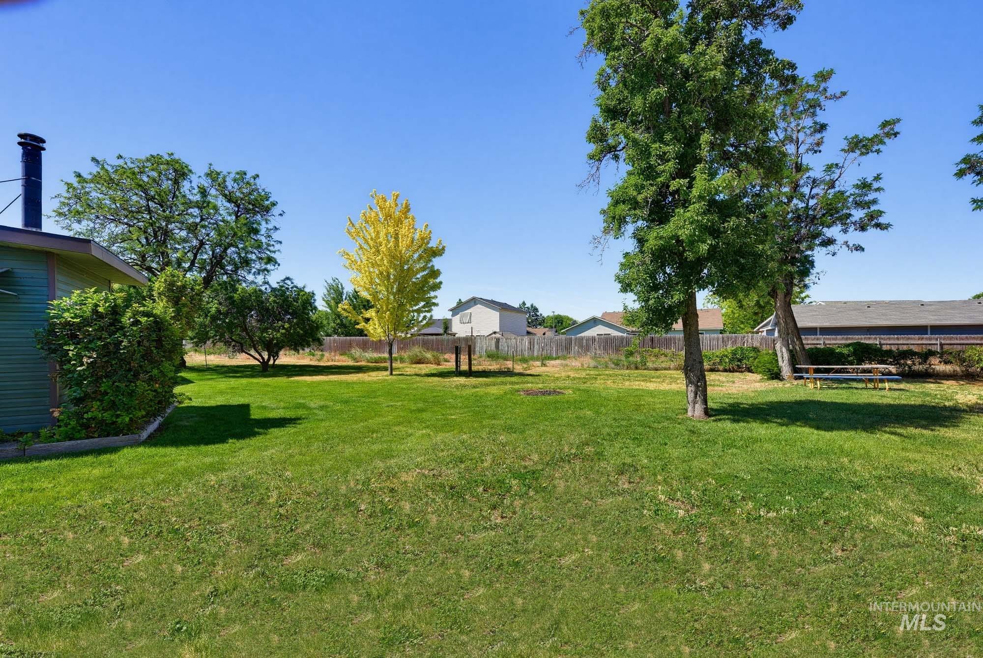 2029 N Linder Rd, Kuna, Idaho 83634, 3 Bedrooms, 2 Bathrooms, Residential For Sale, Price $499,999, 98990756