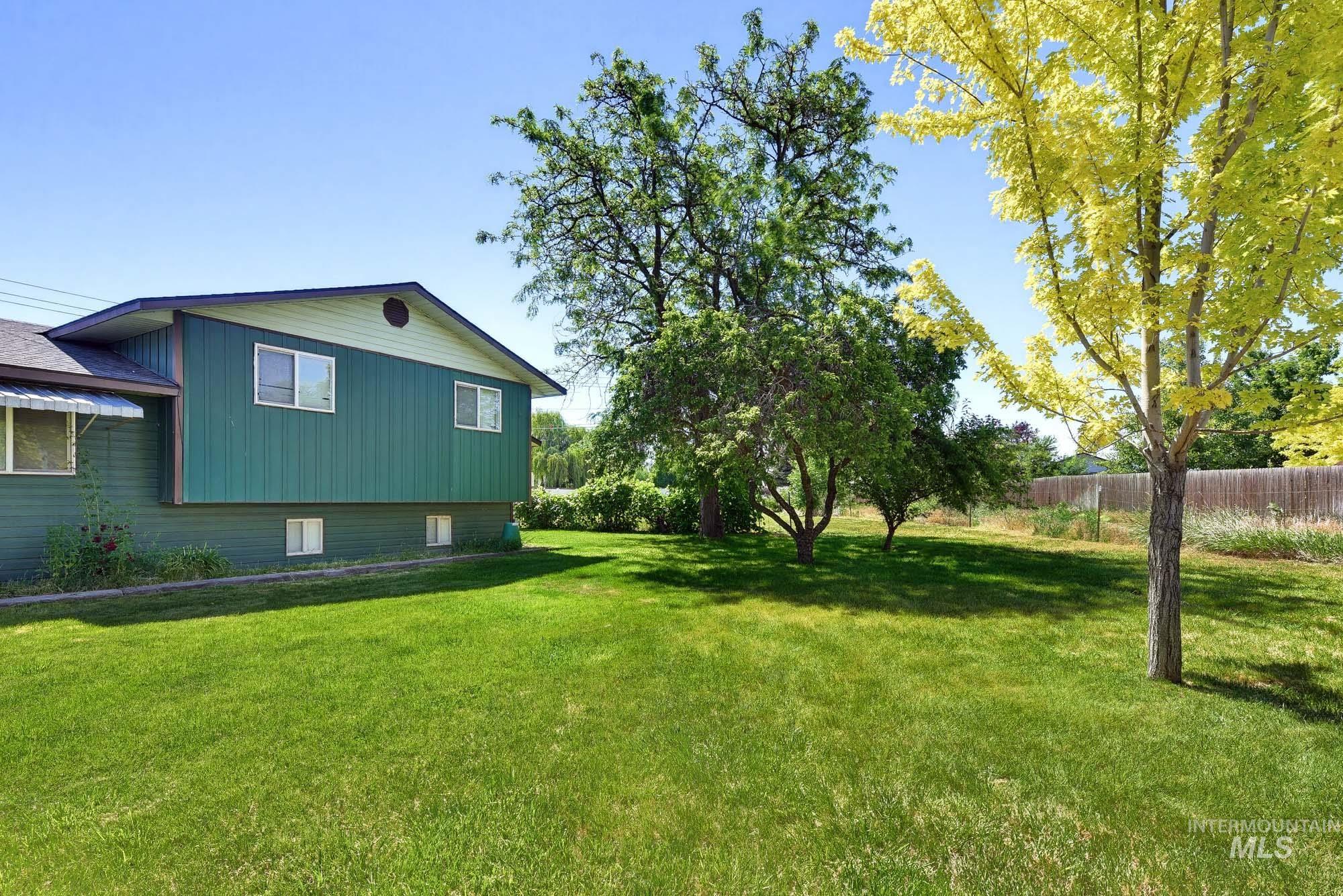 2029 N Linder Rd, Kuna, Idaho 83634, 3 Bedrooms, 2 Bathrooms, Residential For Sale, Price $499,999, 98990756
