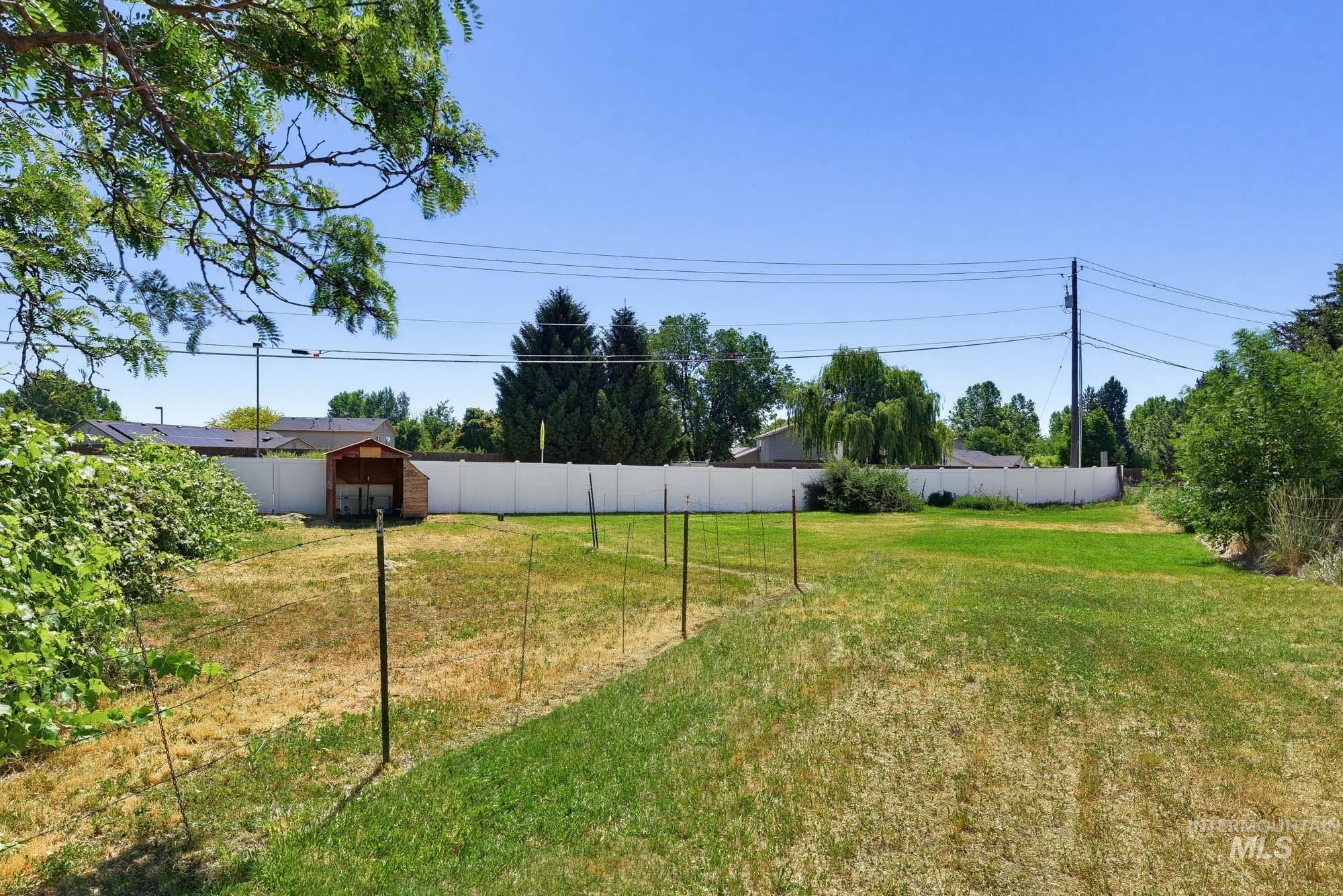 2029 N Linder Rd, Kuna, Idaho 83634, 3 Bedrooms, 2 Bathrooms, Residential For Sale, Price $499,999, 98990756