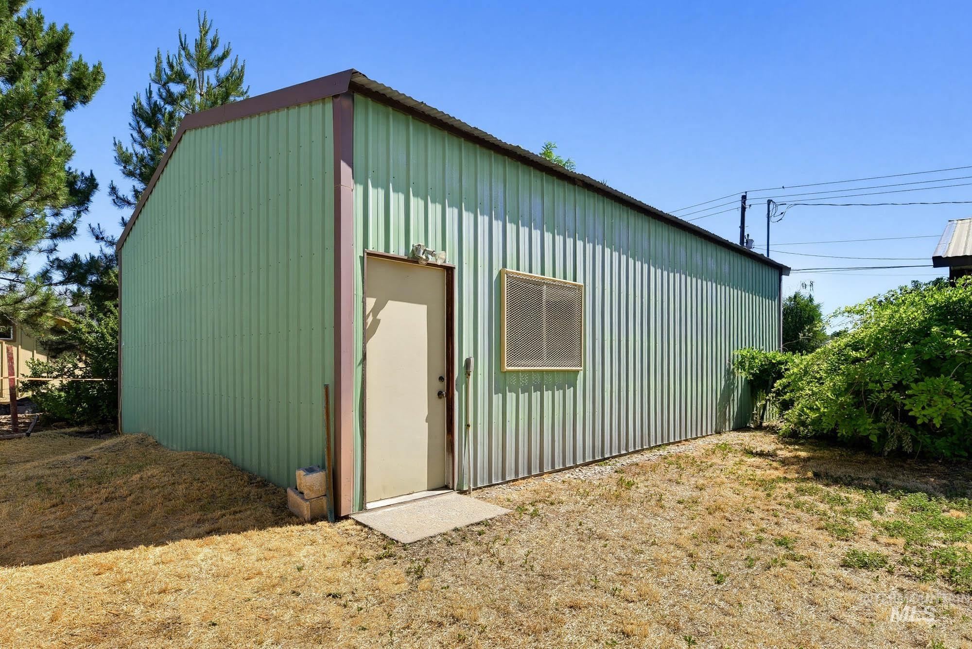 2029 N Linder Rd, Kuna, Idaho 83634, 3 Bedrooms, 2 Bathrooms, Residential For Sale, Price $499,999, 98990756