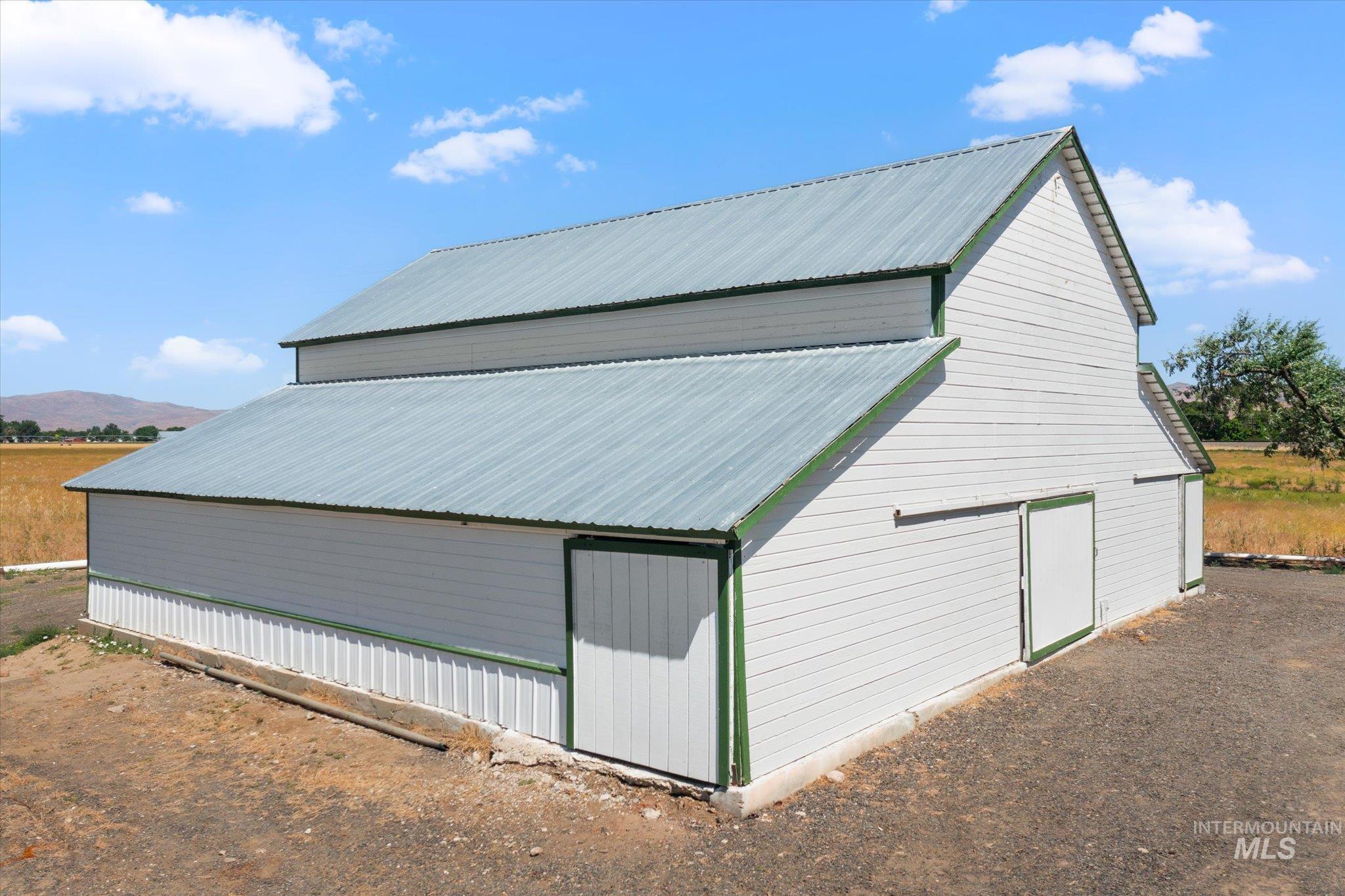 1199 County Rd 70, Weiser, Idaho 83672, 3 Bedrooms, 2 Bathrooms, Residential For Sale, Price $674,900, 98990757