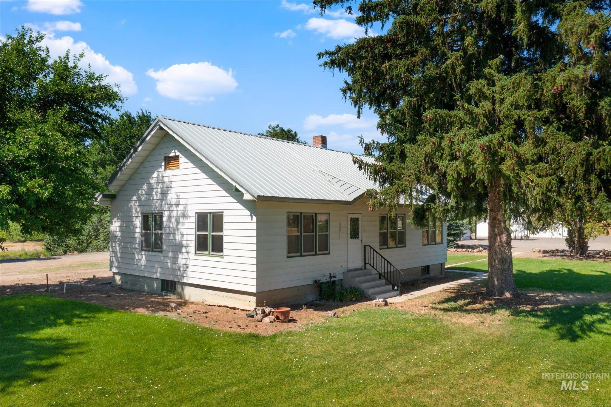 1199 County Rd 70, Weiser, Idaho 83672, 3 Bedrooms, 2 Bathrooms, Residential For Sale, Price $674,900, 98990757