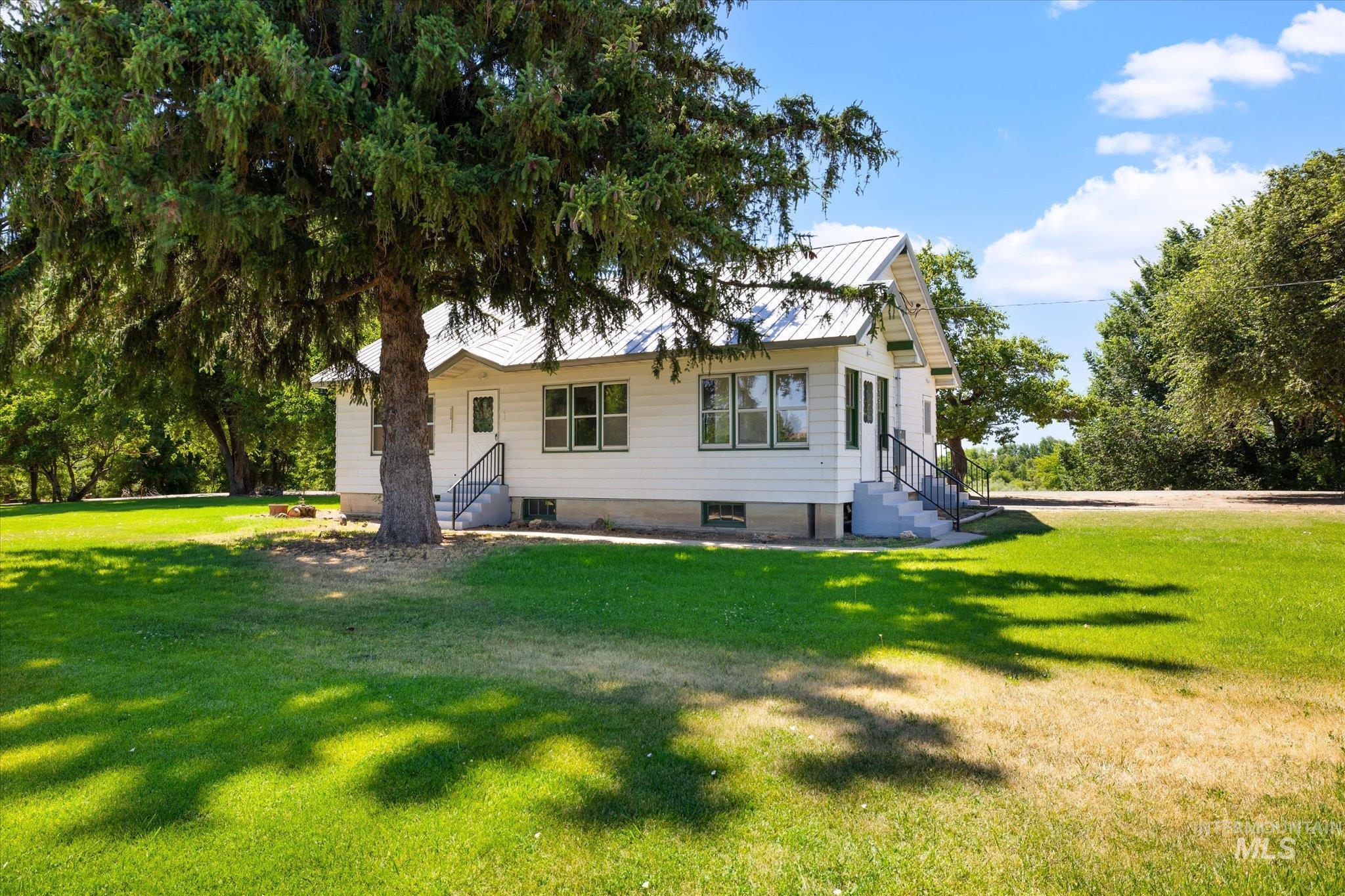 1199 County Rd 70, Weiser, Idaho 83672, 3 Bedrooms, 2 Bathrooms, Residential For Sale, Price $674,900, 98990757