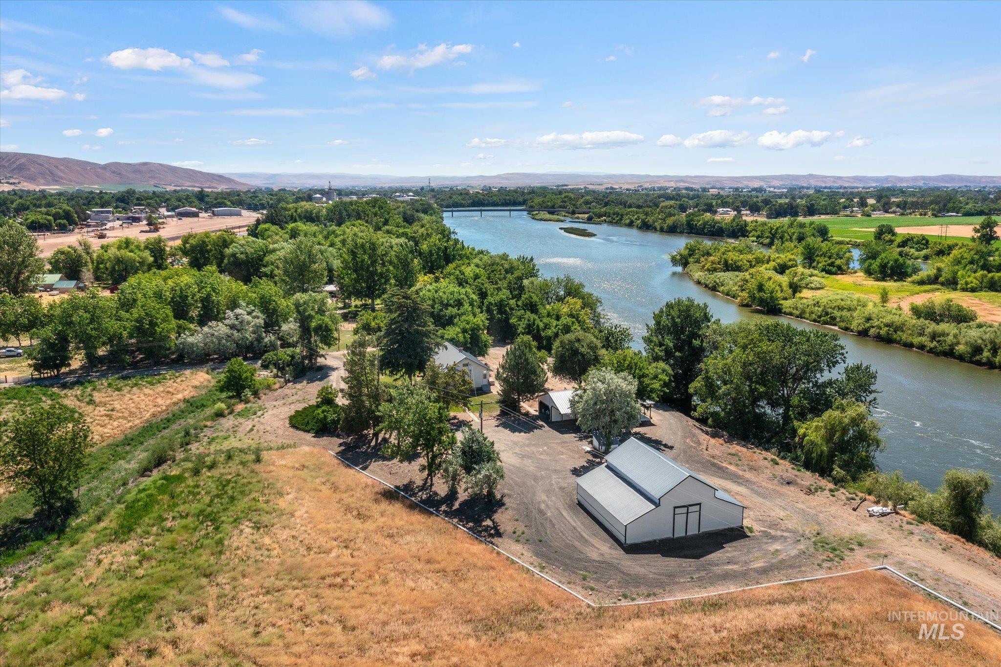 1199 County Rd 70, Weiser, Idaho 83672, 3 Bedrooms, 2 Bathrooms, Residential For Sale, Price $674,900, 98990757