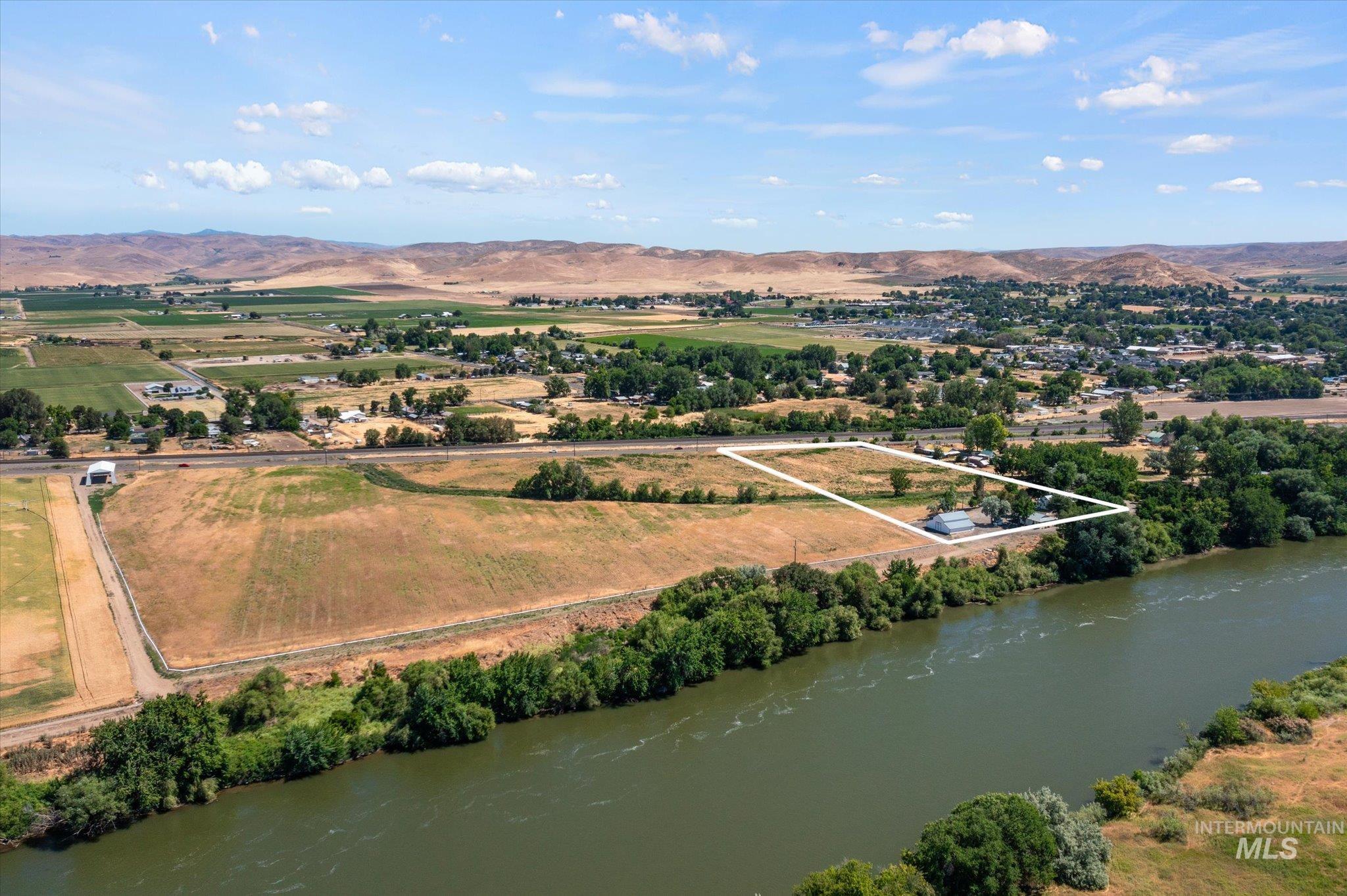 1199 County Rd 70, Weiser, Idaho 83672, 3 Bedrooms, 2 Bathrooms, Residential For Sale, Price $674,900, 98990757