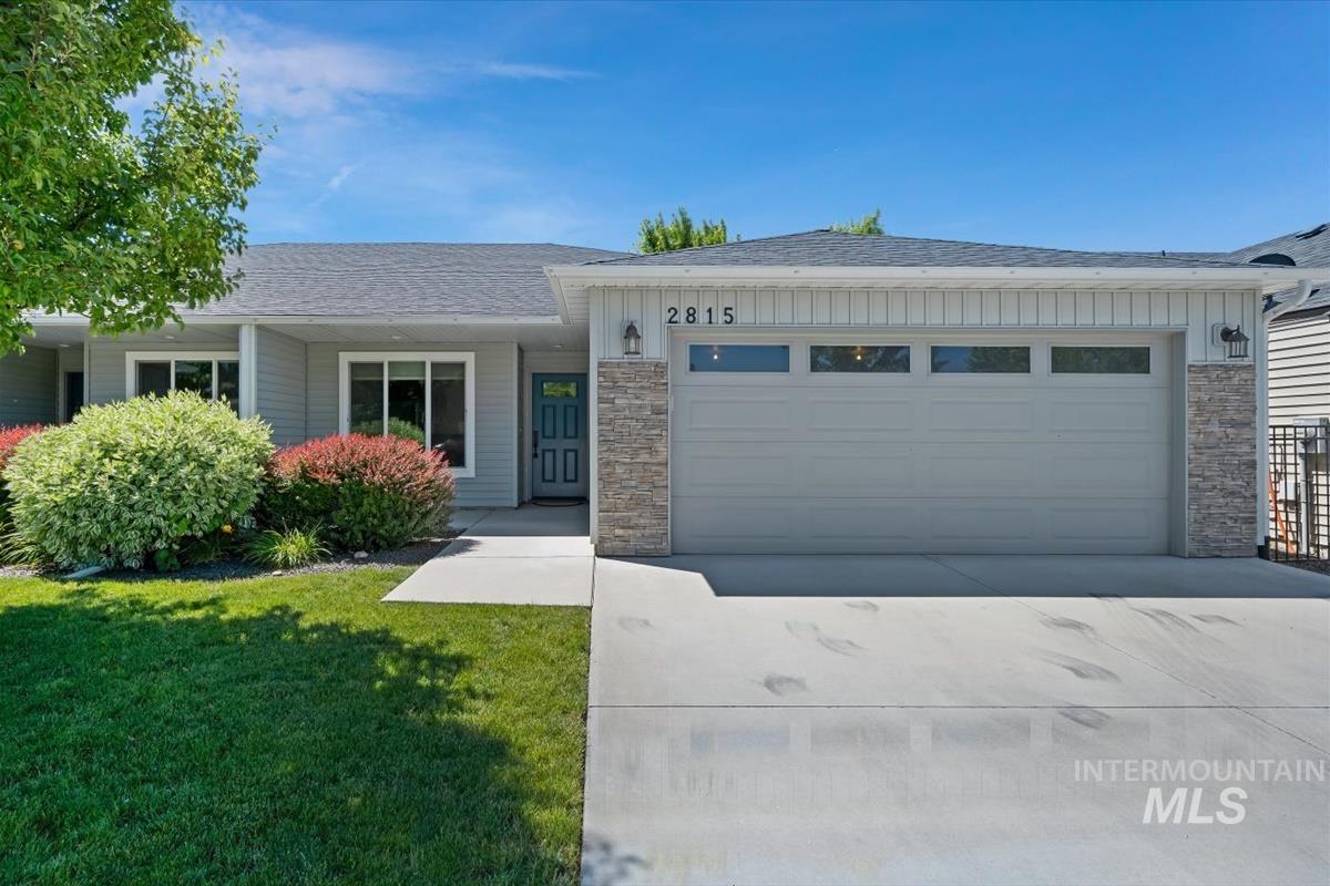 2815 E Apricot Dr., Meridian, Idaho 83646, 3 Bedrooms, 2 Bathrooms, Residential For Sale, Price $410,000,MLS 98990758