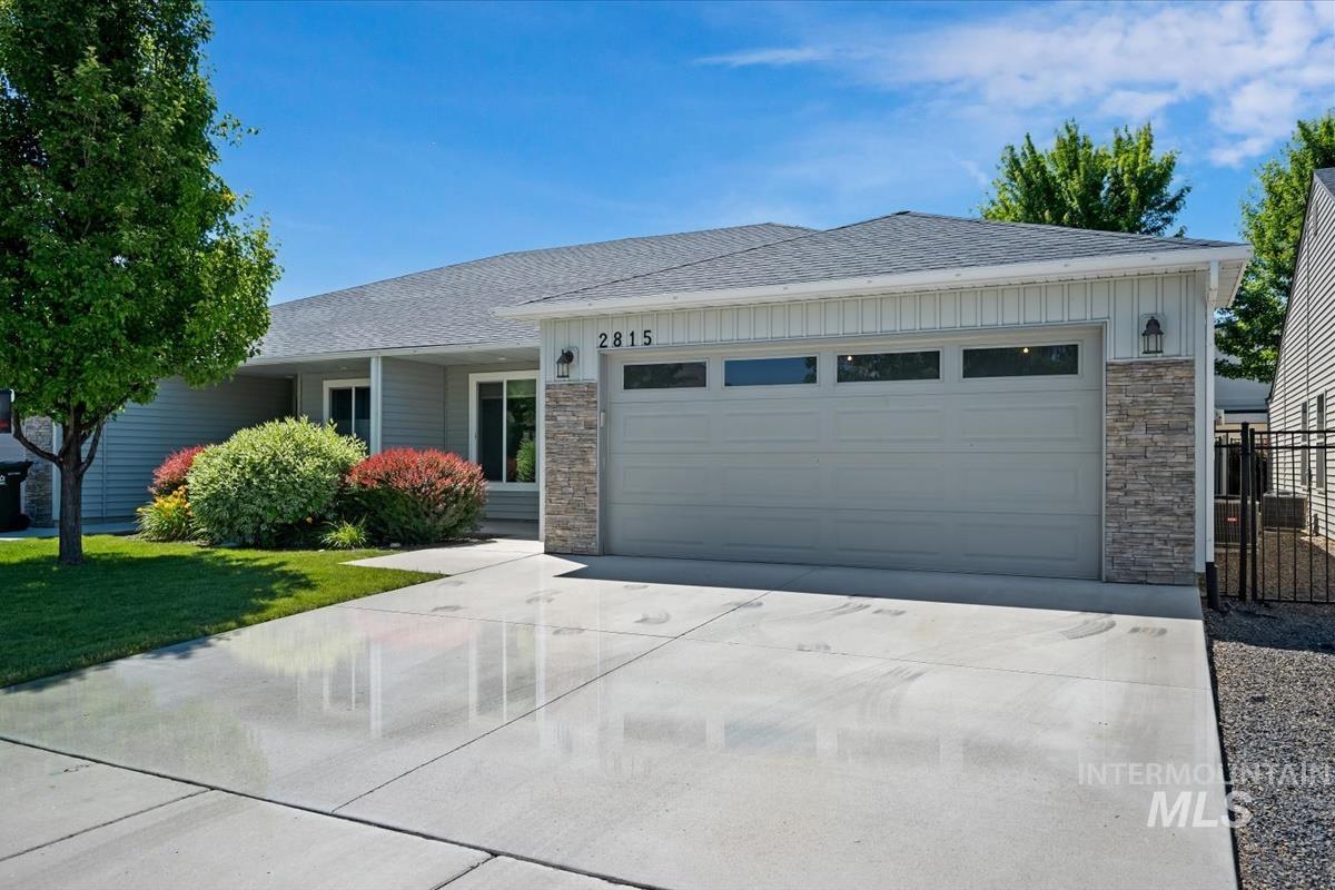 2815 E Apricot Dr., Meridian, Idaho 83646, 3 Bedrooms, 2 Bathrooms, Residential For Sale, Price $410,000, 98990758