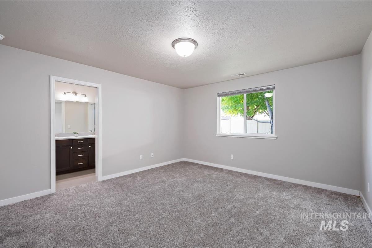 2815 E Apricot Dr., Meridian, Idaho 83646, 3 Bedrooms, 2 Bathrooms, Residential For Sale, Price $410,000, 98990758
