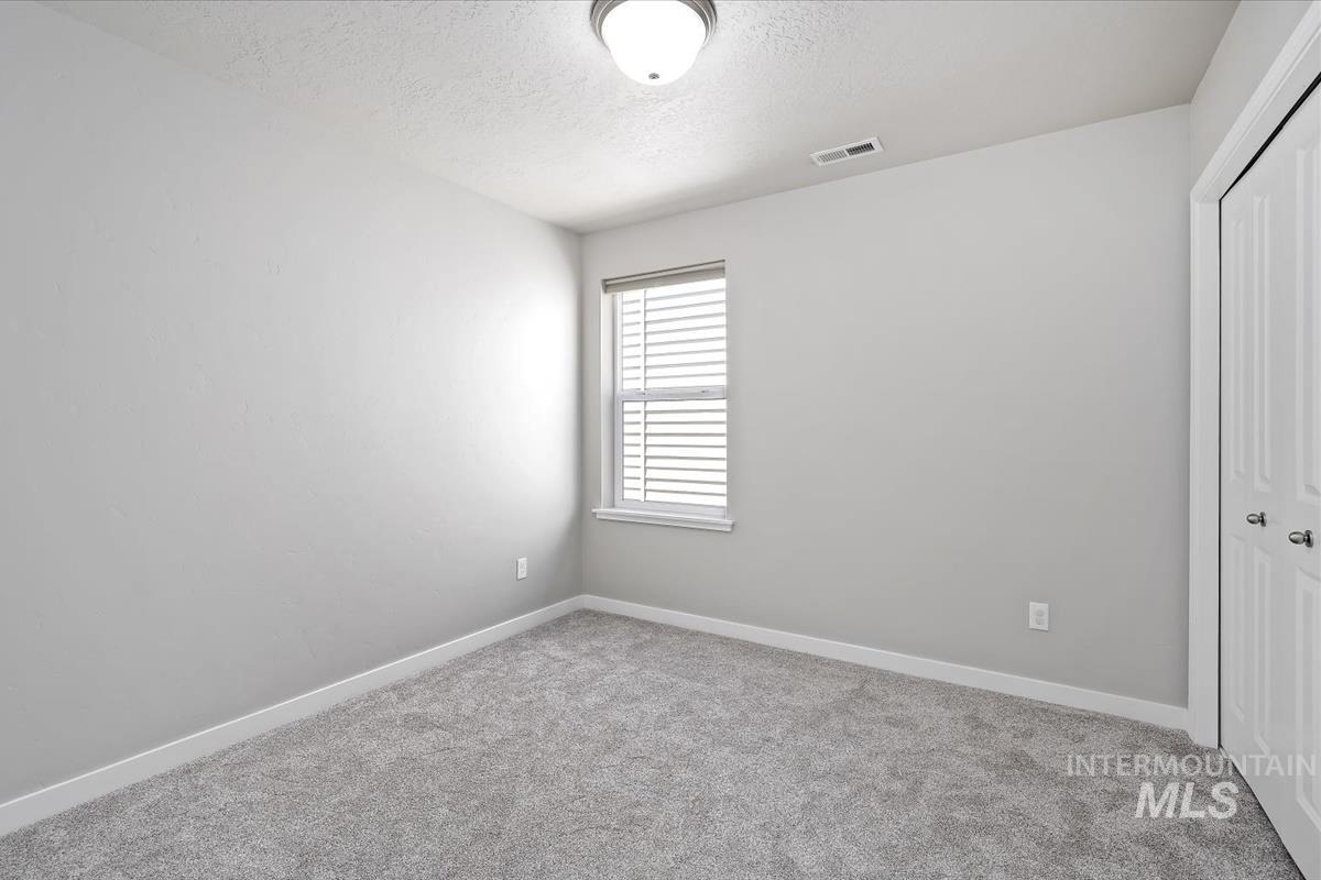 2815 E Apricot Dr., Meridian, Idaho 83646, 3 Bedrooms, 2 Bathrooms, Residential For Sale, Price $410,000, 98990758