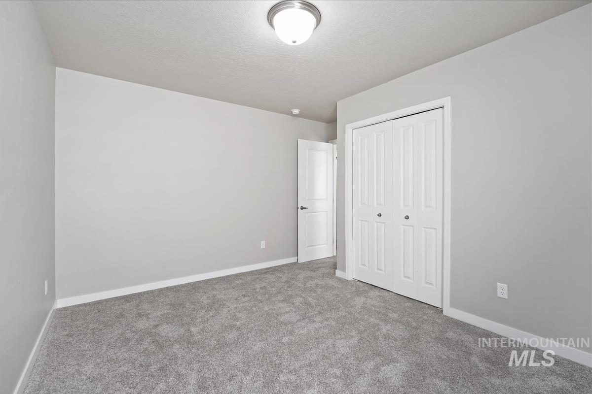 2815 E Apricot Dr., Meridian, Idaho 83646, 3 Bedrooms, 2 Bathrooms, Residential For Sale, Price $410,000, 98990758