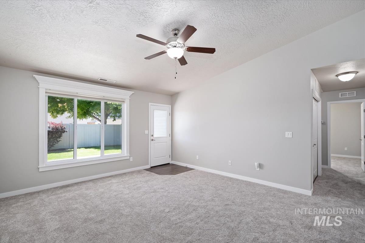 2815 E Apricot Dr., Meridian, Idaho 83646, 3 Bedrooms, 2 Bathrooms, Residential For Sale, Price $410,000, 98990758