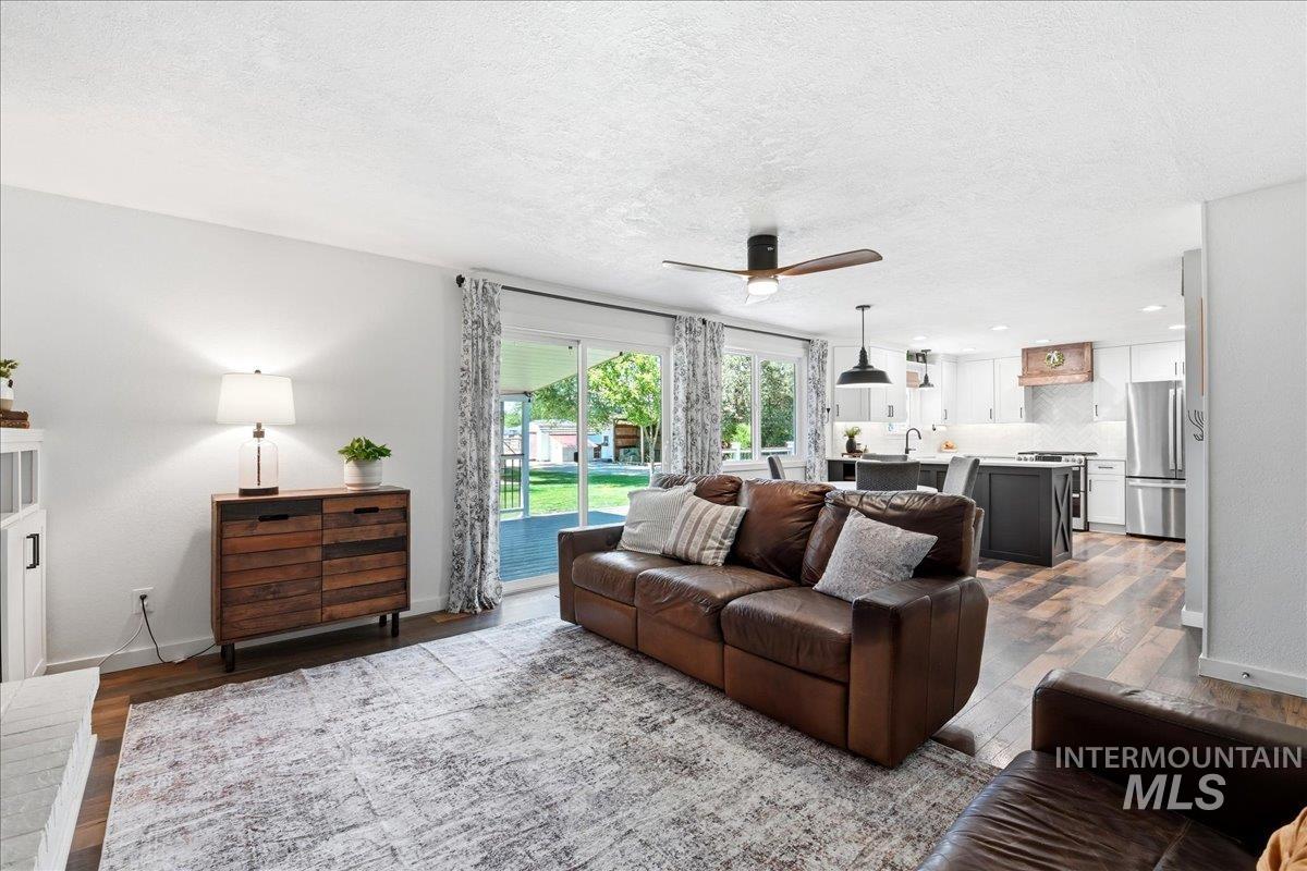 7789 W Sagebrush Way, Boise, Idaho 83709, 3 Bedrooms, 2 Bathrooms, Residential For Sale, Price $590,000, 98990761