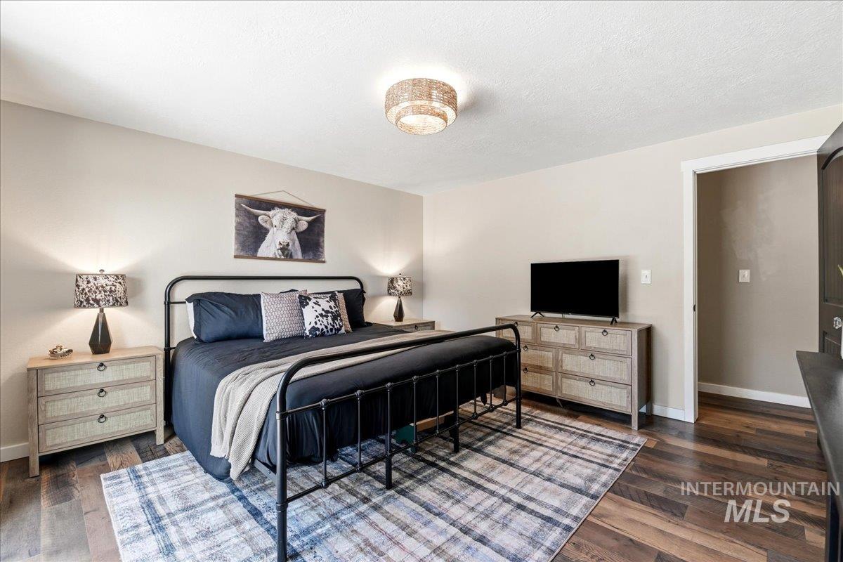7789 W Sagebrush Way, Boise, Idaho 83709, 3 Bedrooms, 2 Bathrooms, Residential For Sale, Price $590,000, 98990761
