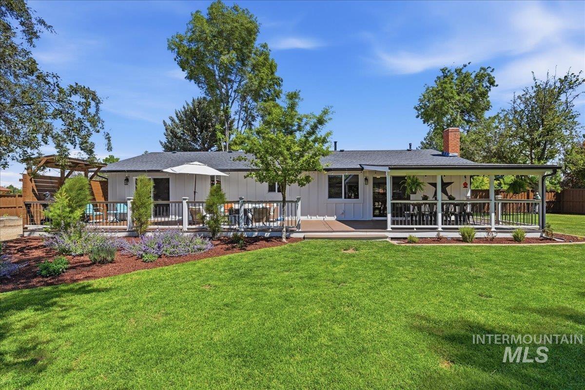 7789 W Sagebrush Way, Boise, Idaho 83709, 3 Bedrooms, 2 Bathrooms, Residential For Sale, Price $590,000, 98990761