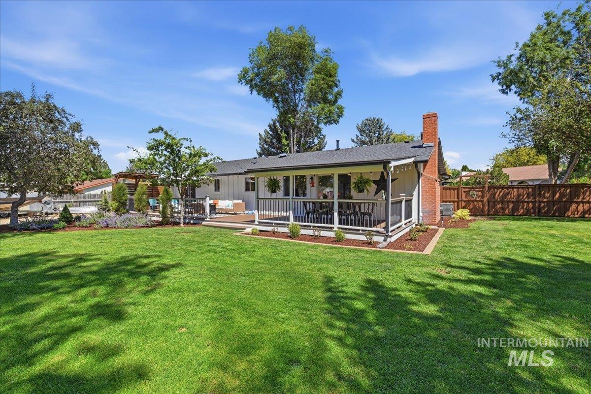 7789 W Sagebrush Way, Boise, Idaho 83709, 3 Bedrooms, 2 Bathrooms, Residential For Sale, Price $590,000, 98990761