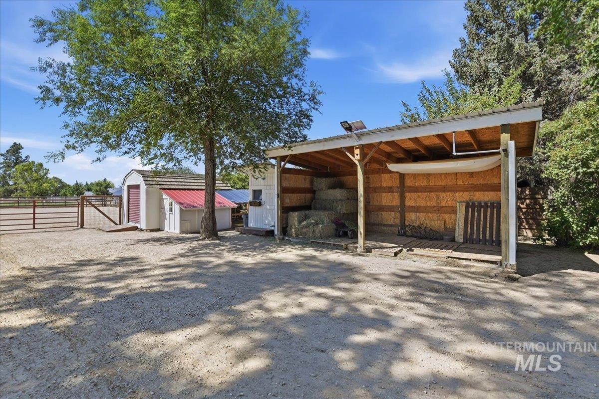 7789 W Sagebrush Way, Boise, Idaho 83709, 3 Bedrooms, 2 Bathrooms, Residential For Sale, Price $590,000, 98990761