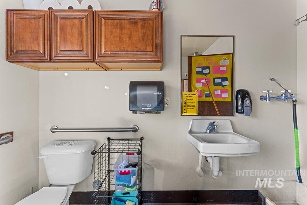 3605 N Locust Grove Rd, Meridian, Idaho 83646, Business/Commercial For Sale, Price $1,419,000, 98990765