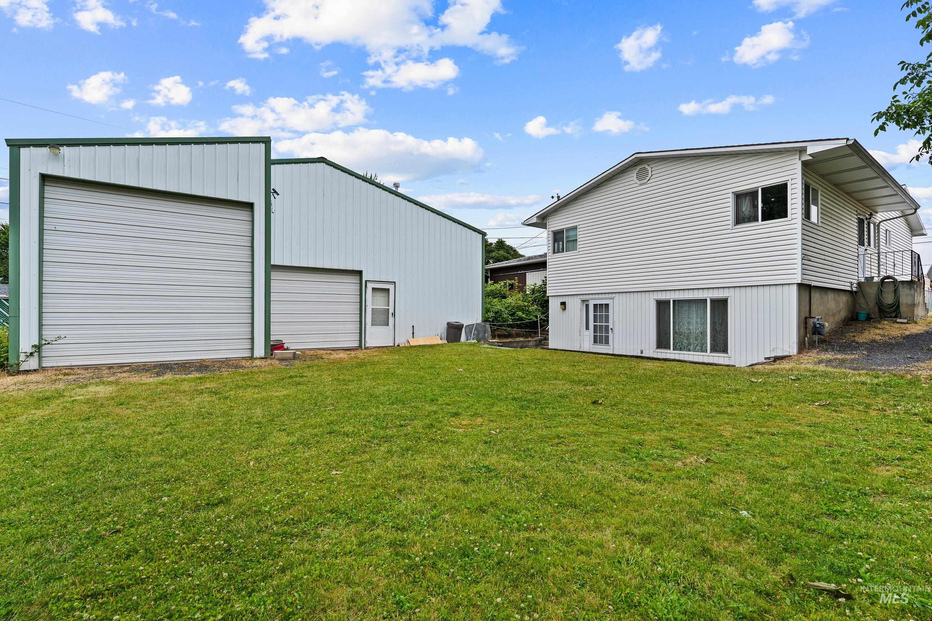 1409 Alder Ave, Lewiston, Idaho 83501, 3 Bedrooms, 3 Bathrooms, Residential For Sale, Price $499,500, 98990768