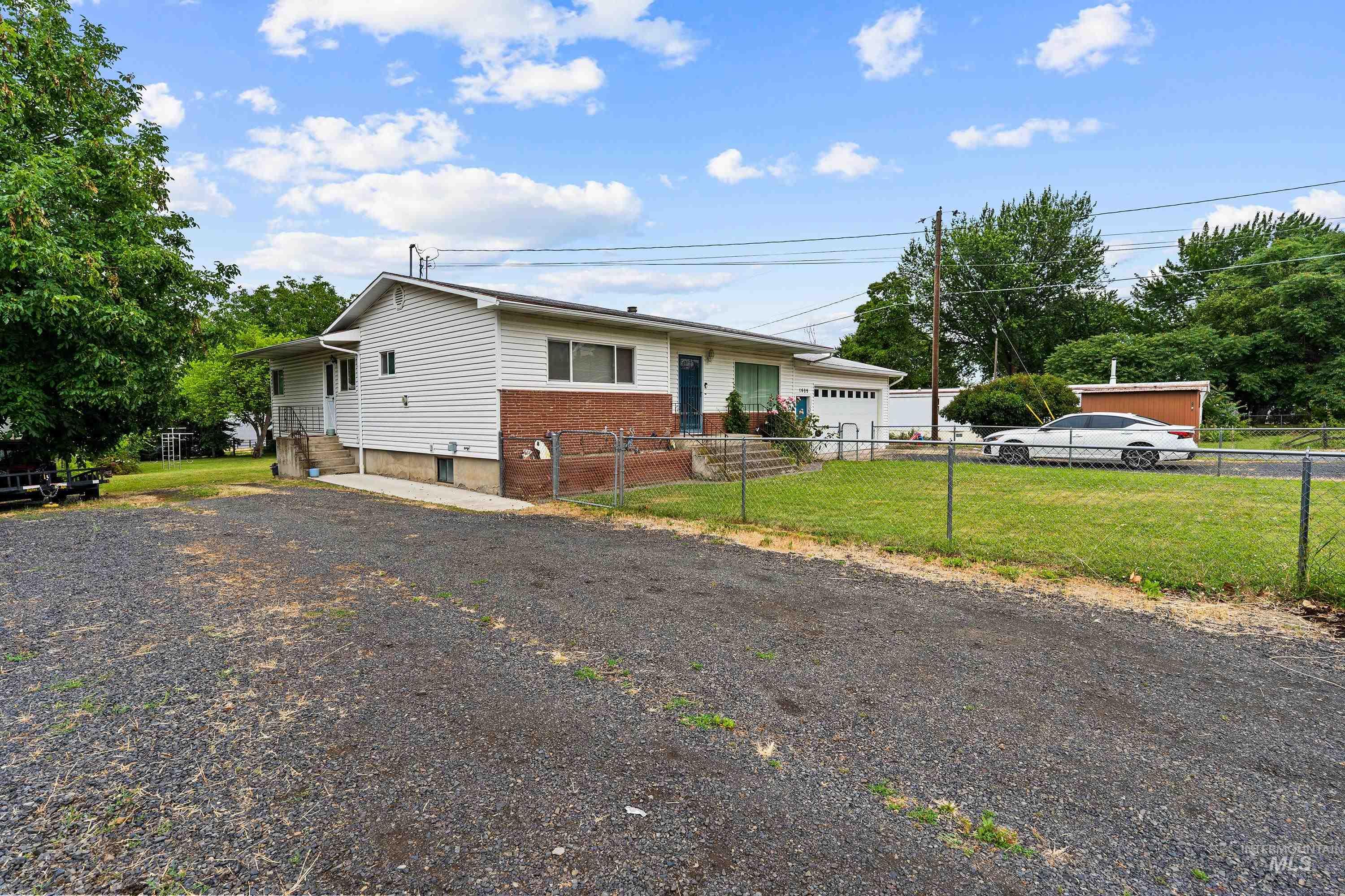 1409 Alder Ave, Lewiston, Idaho 83501, 3 Bedrooms, 3 Bathrooms, Residential For Sale, Price $499,500, 98990768