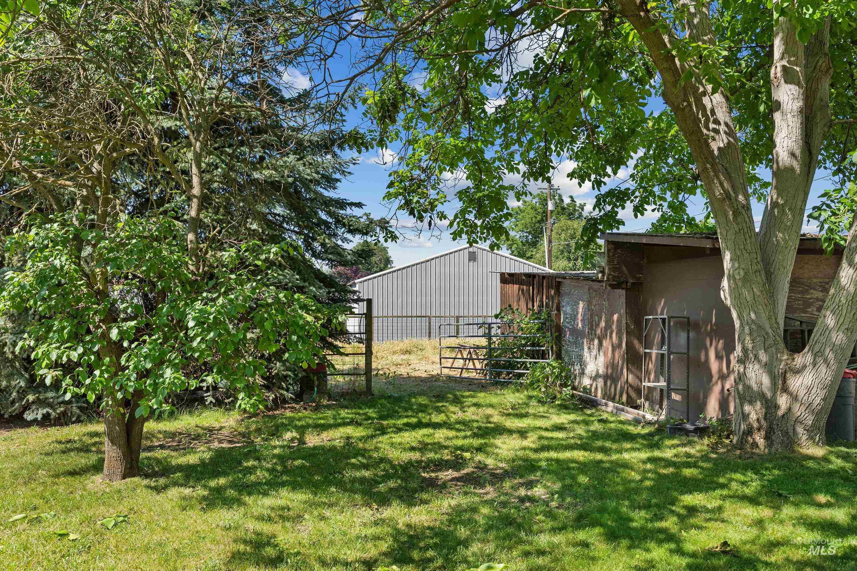 1409 Alder Ave, Lewiston, Idaho 83501, 3 Bedrooms, 2 Bathrooms, Residential For Sale, Price $499,500, 98990768