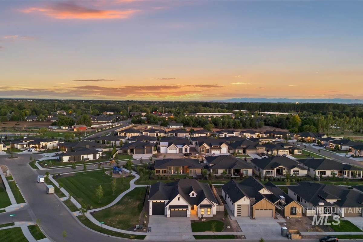 3445 W Golden Barrel St., Eagle, Idaho 83616, 4 Bedrooms, 2.5 Bathrooms, Residential For Sale, Price $1,099,000, 98990770