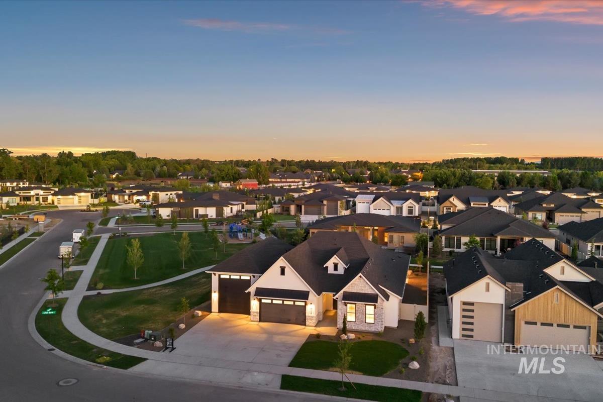 3445 W Golden Barrel St., Eagle, Idaho 83616, 4 Bedrooms, 2.5 Bathrooms, Residential For Sale, Price $1,099,000, 98990770