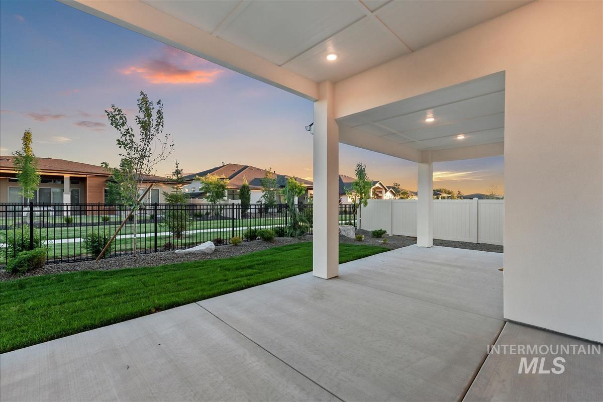 3445 W Golden Barrel St., Eagle, Idaho 83616, 4 Bedrooms, 2.5 Bathrooms, Residential For Sale, Price $1,099,000, 98990770