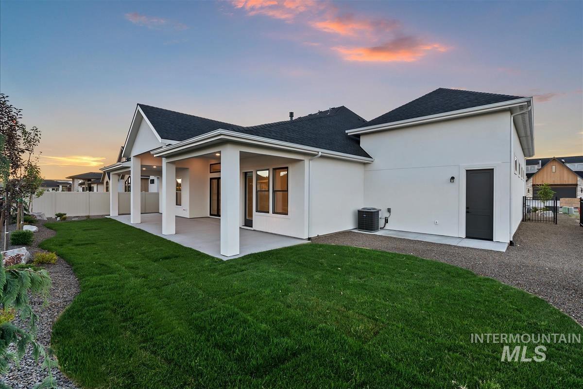 3445 W Golden Barrel St., Eagle, Idaho 83616, 4 Bedrooms, 2.5 Bathrooms, Residential For Sale, Price $1,099,000, 98990770
