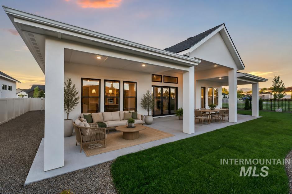 3445 W Golden Barrel St., Eagle, Idaho 83616, 4 Bedrooms, 2.5 Bathrooms, Residential For Sale, Price $1,099,000, 98990770