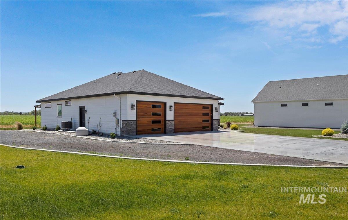 57 Victoria St, Jerome, Idaho 83338, 4 Bedrooms, 2 Bathrooms, Residential For Sale, Price $744,900,MLS 98990771